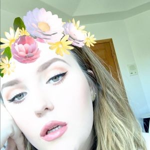 Meet your Posher, Charlotte